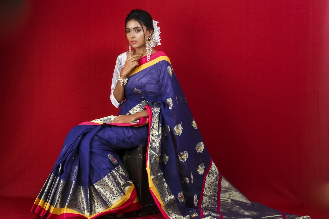 Traditional fashion for special occasions
